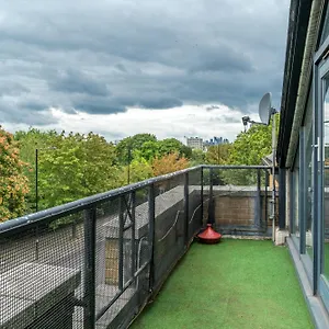 Apartment Modern 1 Bedroom City Penthouse, London